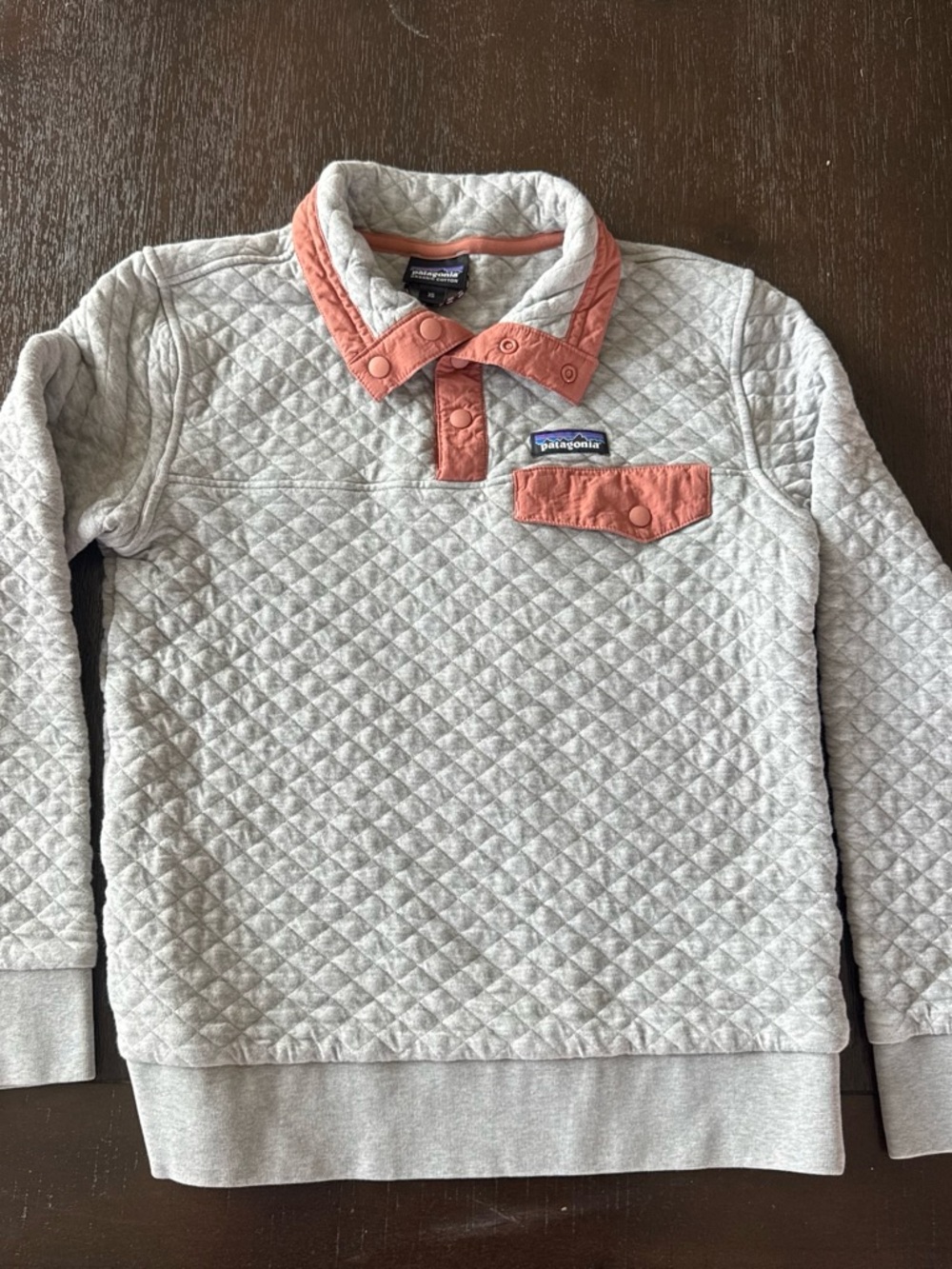 Patagonia Quilted Light Gray Pullover with Coral Trim